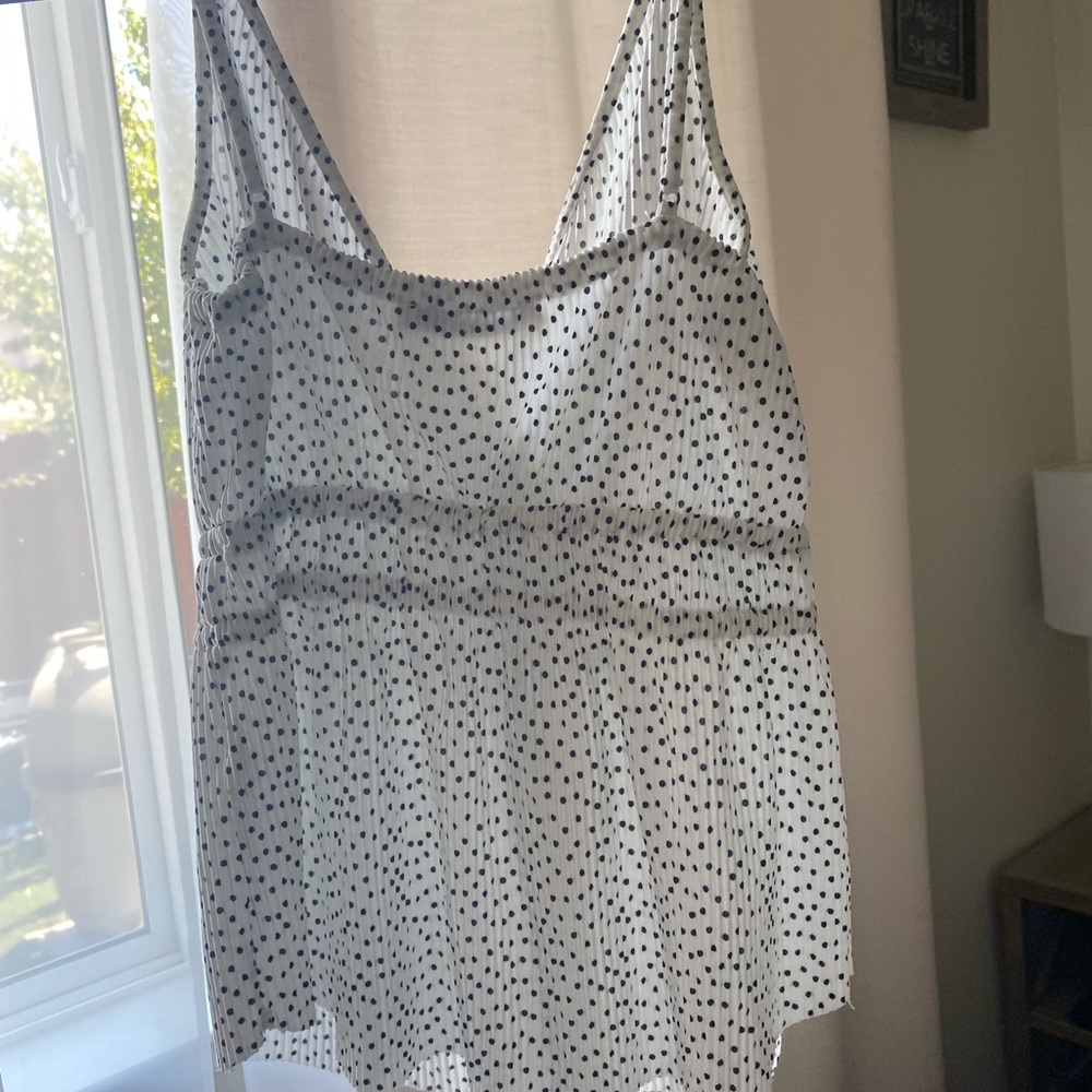 Abercrombie Polka Dot top - Picture 4 of 4